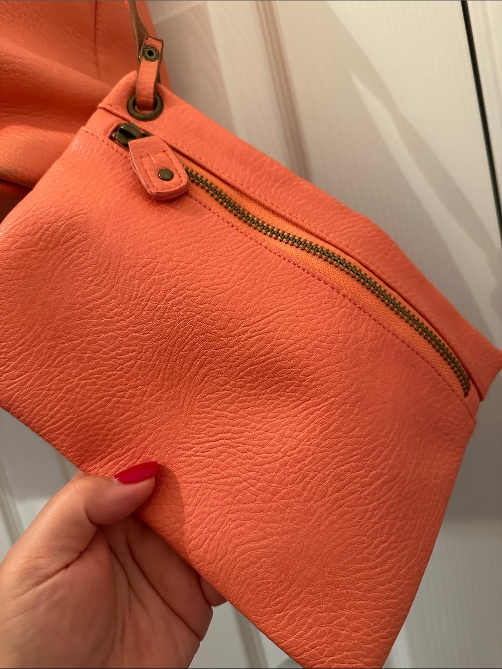 Bass Coral Orange Leather Tote with Matching Wristlet - Picture 7 of 11